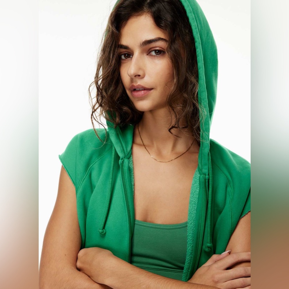 ARITZIA | TNA | Green Cozy Fleece Boyfriend Sleeveless Zip Hoodie - small
